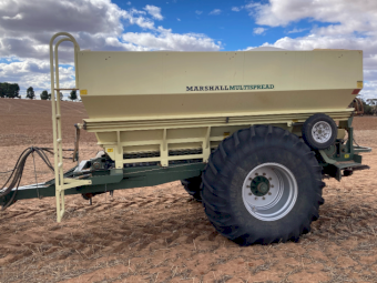 2017 Marshall 810T Multi Spreader