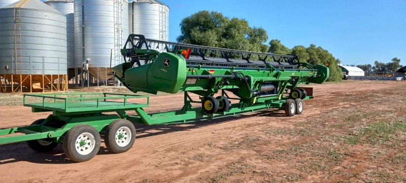 2011 John Deere 635D Front