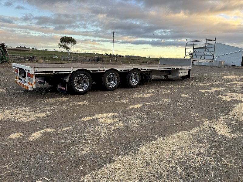 2019 Freightmaster Dropdeck lead trailer