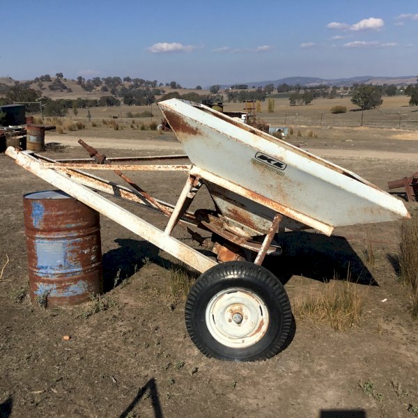 Crump Kurragong Spreader