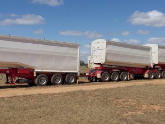 2023 Moore AB Triple Tippers