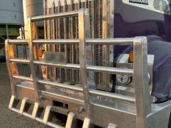 Kenworth 900 Bull Bar