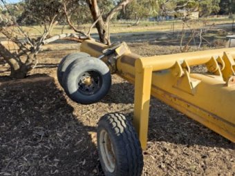 2013  KB  Rotacon Leveller