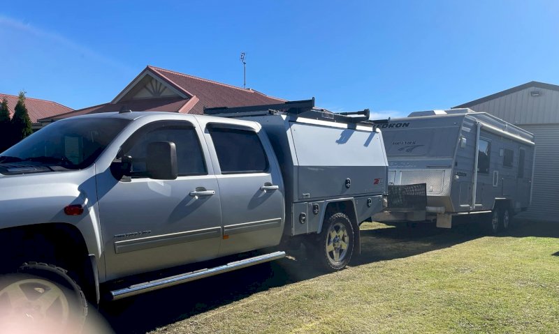 2012 Chevi  Silverado Truck with 2008 Kedron Topender Caravan