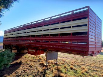 42ft Gowland Slamgate 2x1 Stock Crate on Bogie Trailer
