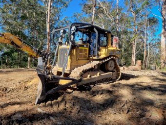 Dec' 2011 CAT D6R