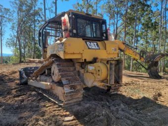 Dec' 2011 CAT D6R