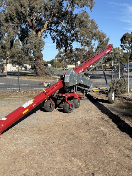 Demo clearance Meridian 10-39 Auger
