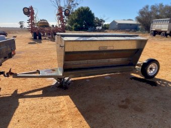 ﻿﻿﻿Paton 1.5t Sheep Feeder