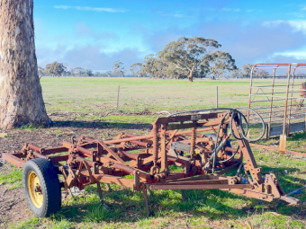 19 Tyne Scarifier
