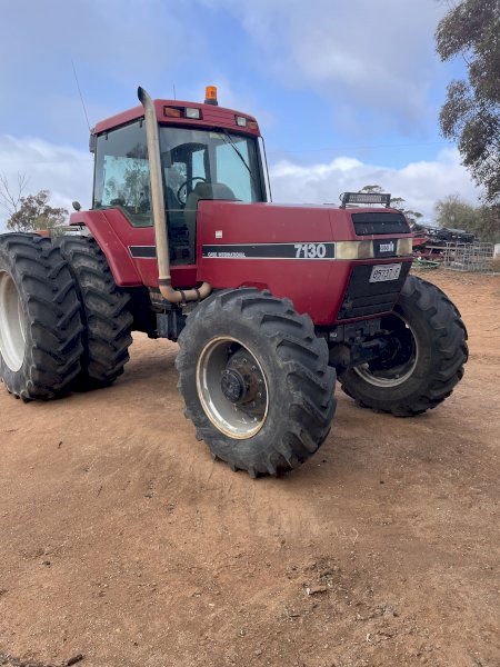 Case IH 7130 Tractor