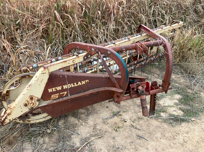 New Holland 57 Roller Bar Rake