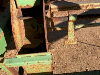 Smale Sheep Feeder