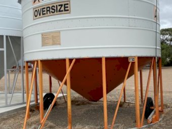 2011 Sherwell 34MT Field Bin