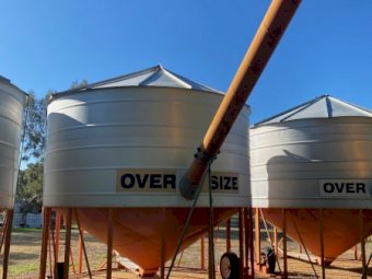 2013 Sherwell 35MT Field Bin With Auger