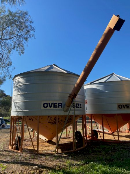 2009 Sherwell 34MT Field Bin With Auger