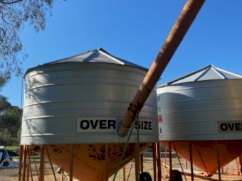 2009 Sherwell 34MT Field Bin With Auger