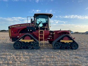 2018 Versatile 620DT DeltaTrack Tractor