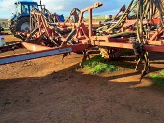 31ft Horwood Bagshaw Scaribar with 6000L Air Cart