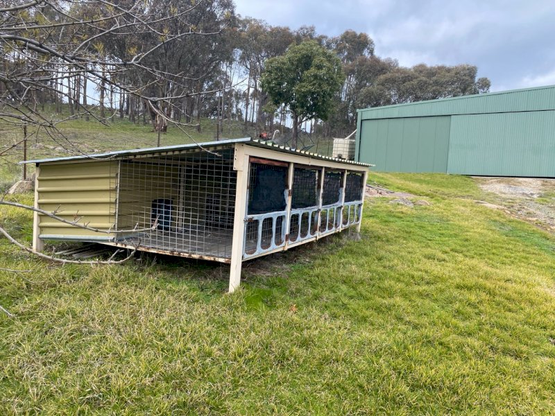 4 X Dog Run Kennel