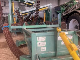 2013 Kelly Diamond Harrow 40 Disc Chain
