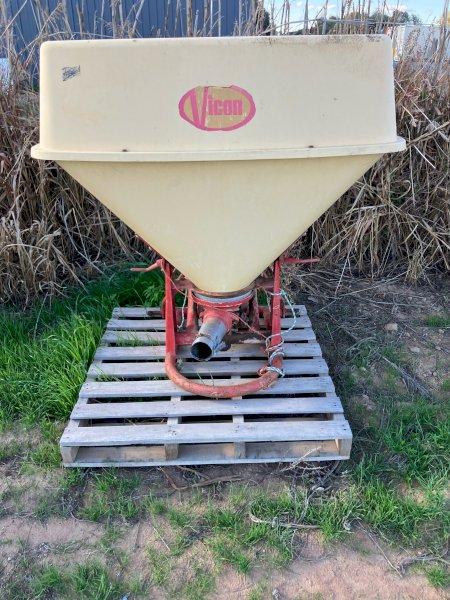 Vicon Fert Spreader