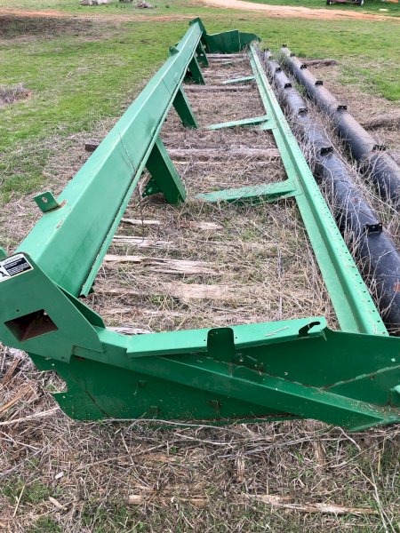John Deere 936 Draper Front Frame Only
