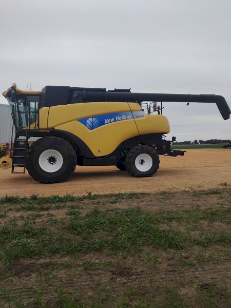 New Holland CR9080 Header