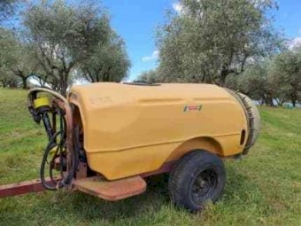 Tornado Airblast Sprayer