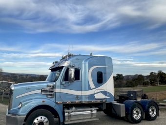 2013 Freightliner Coronado 122 Prime Mover