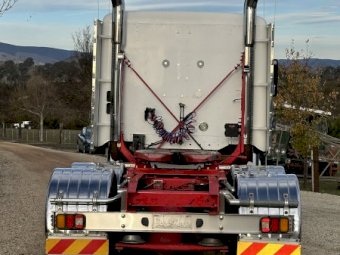 2012 Freightliner Coronado 6x4 Prime Mover