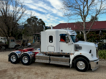 2012 Freightliner Coronado 6x4 Prime Mover