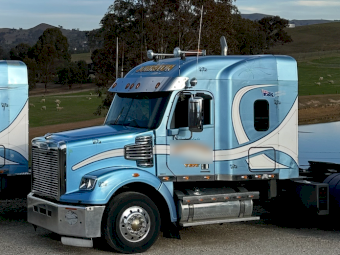 2013 Freightliner Coronado 6x4 Prime Mover