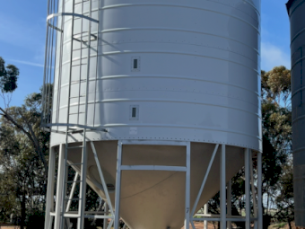 2017 Ahrens Fert Silo