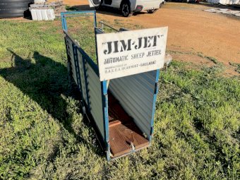 Jim Jet Sheep Jetter