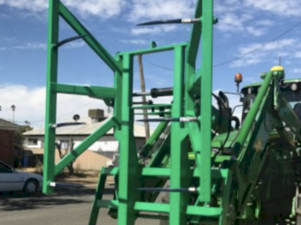 New Formica Hay Bale Grab