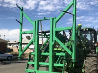 New Formica Hay Bale Grab