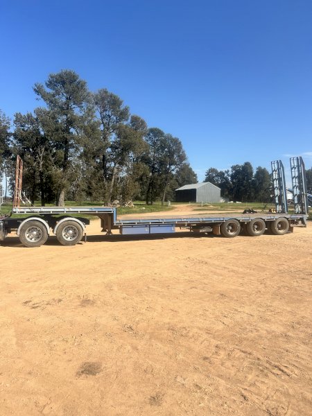 Krueger 45 ft drop Deck with Ramps