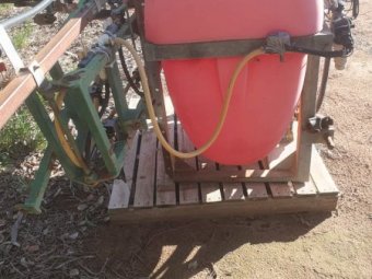 600 lt Silvan Tank with 10 m Goldacres Boom