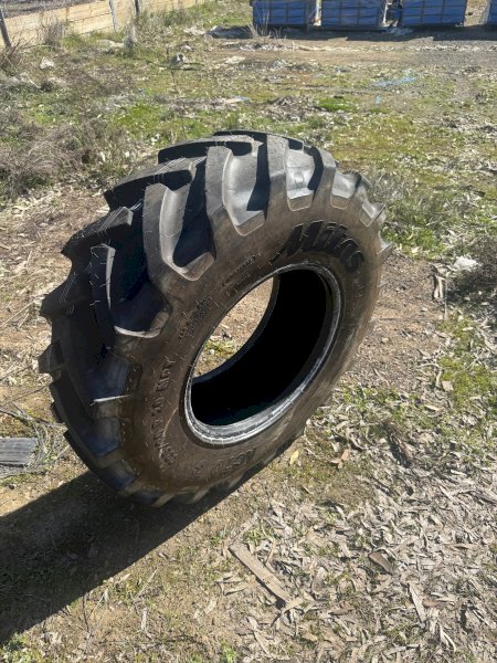 2 X Mitas 335/80R20 Tyres