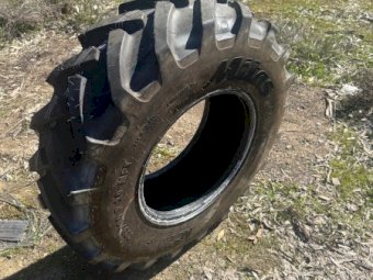 2 X Mitas 335/80R20 Tyres