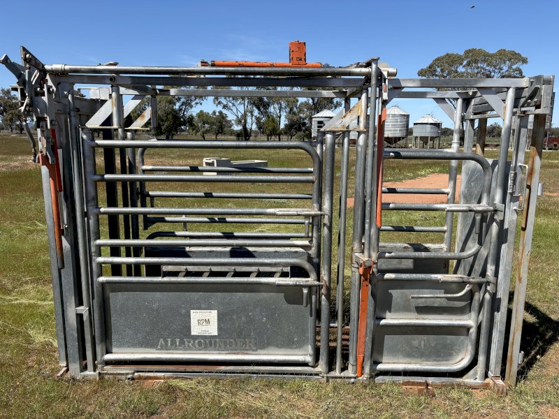 RPM Allrounder Cattle Crush