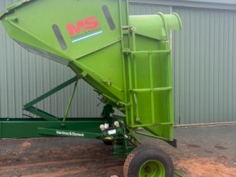 2011 M&S Grain Bag Bagger