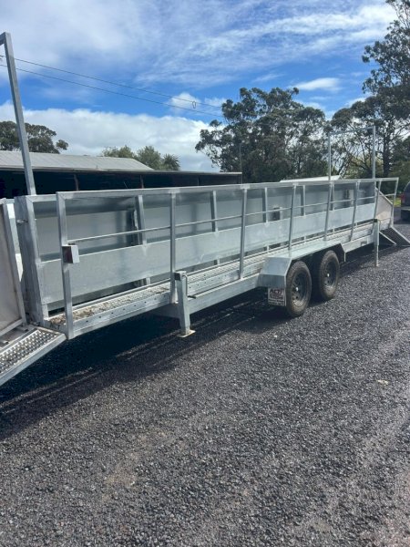 RiverCity Bulk Sheep Handler