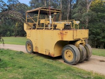 Malcolm Moore 3507 Road Roller