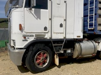 1990 Kenworth K100E Prime Mover