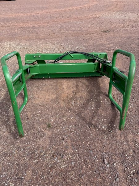 Challenge Round Bale Silage Grab