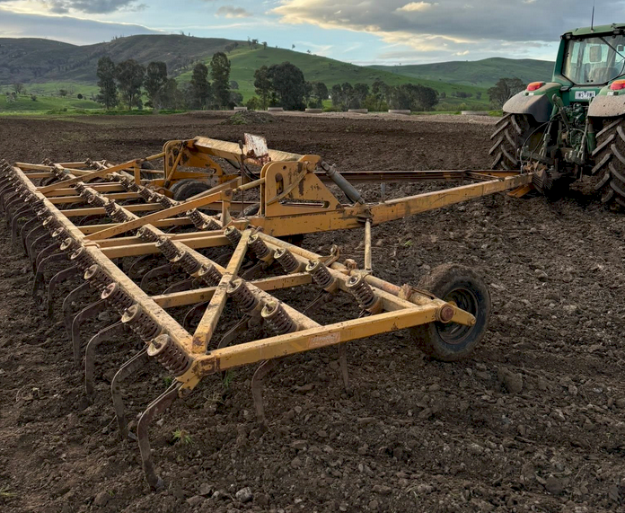 8m Scarifier