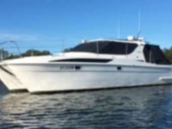 2001 Haines Signature 3600 Express Sports Catamaran