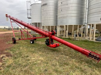 Vennings 50ft x 9" Auger (Price Reduced)